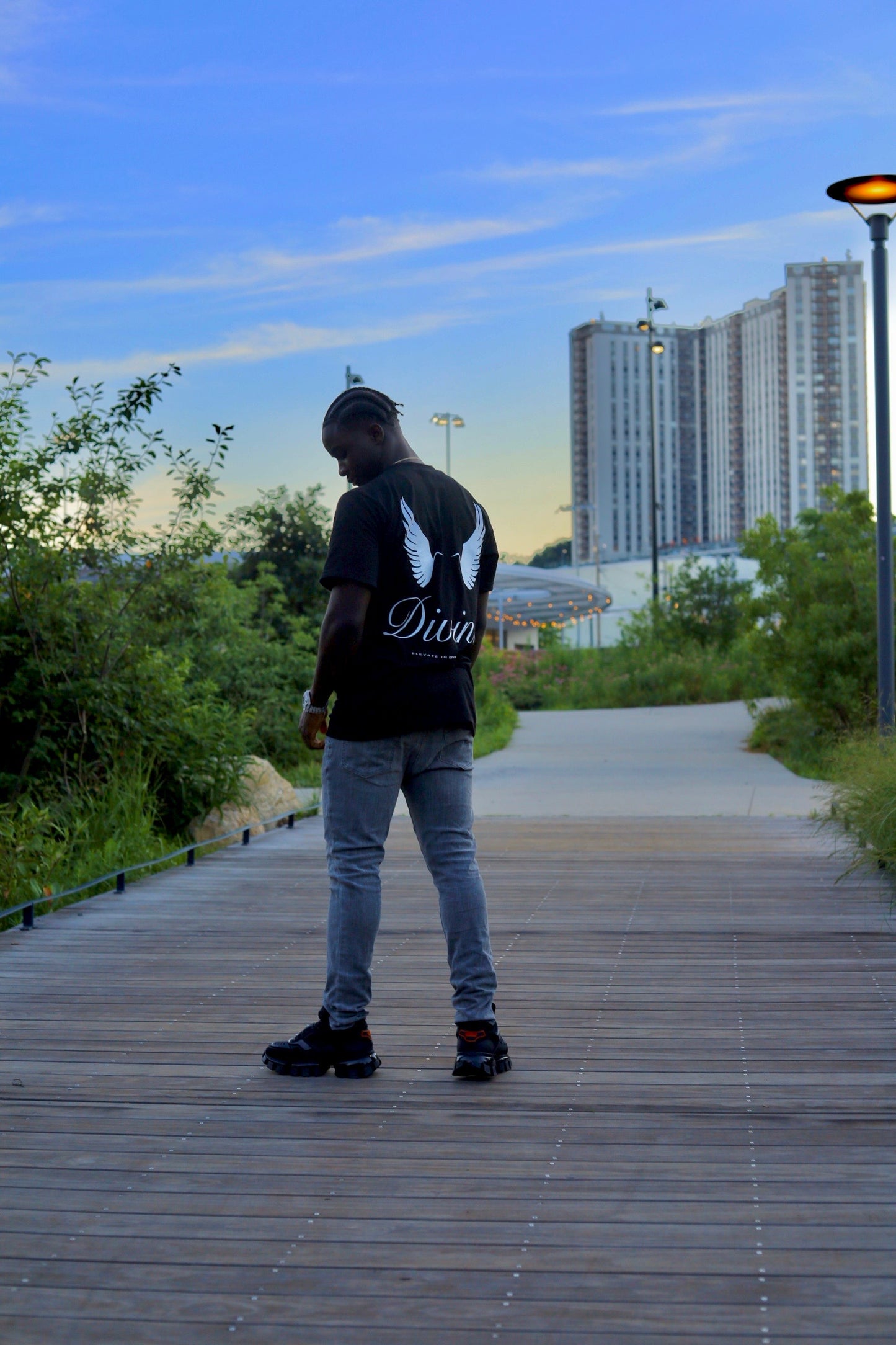 Onyx Elevate Tee